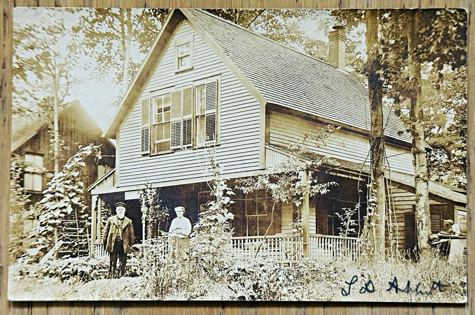 VTG 1900s RPPC Elderly Couple House Garden Handwritten To Asa Real Photo Card. VTG 1900s RPPC Elderly Couple House Garden Handwritten To Asa Real Photo Card.