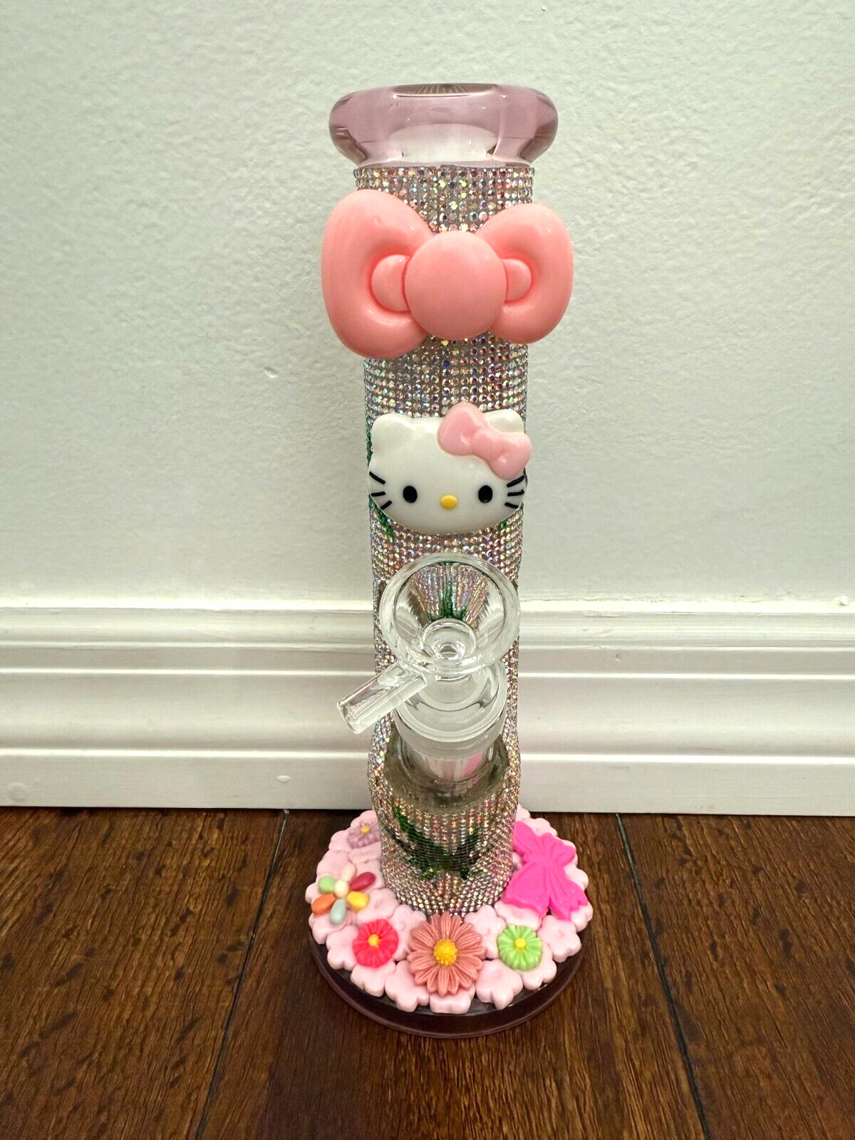 9.5" Sanrio Hello Kitty Water Pipe Pink Bow Bejeweled Floral 14mm