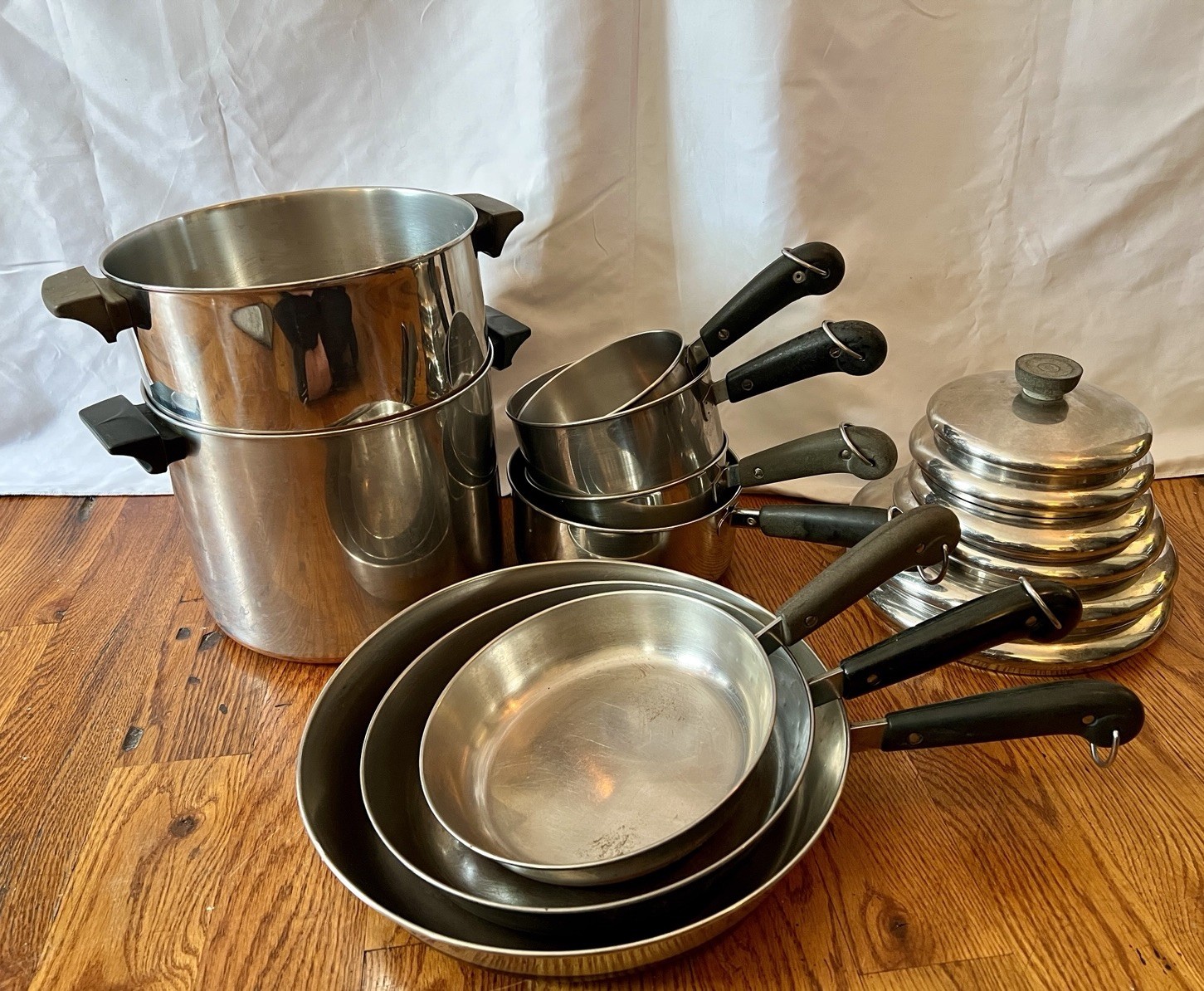 Vintage REVERE WARE 1801 Copper Bottom Cookware Set 15 PC Pots Pans Pre-1968 Mix Vintage REVERE WARE 1801 Copper Bottom Cookware Set 15 PC Pots Pans Pre-1968 Mix