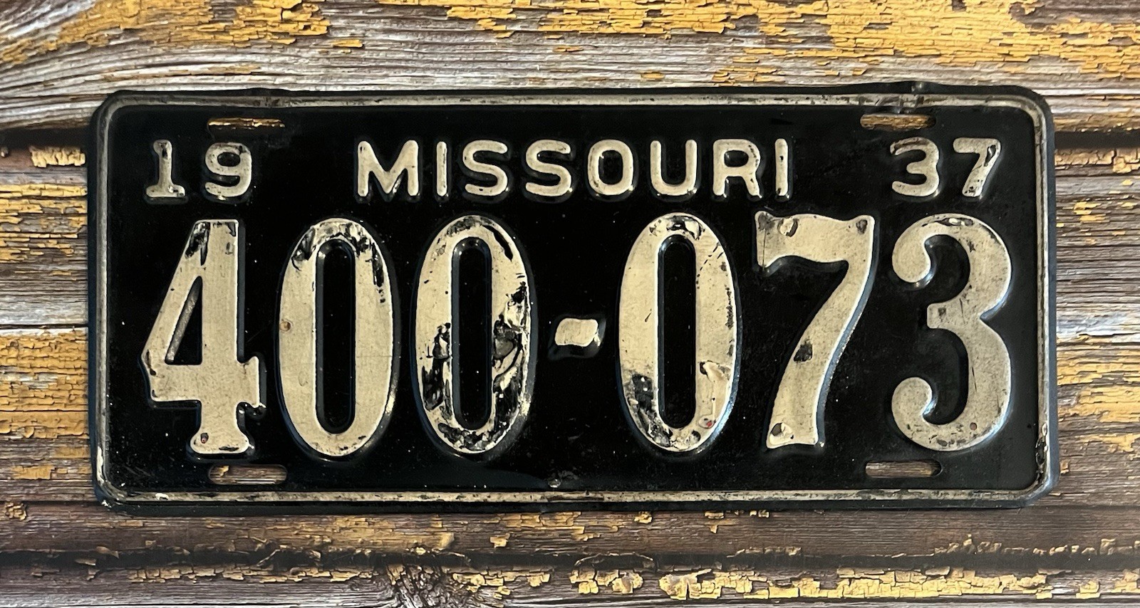 1937 Missouri License Plate 400-073 1937 Missouri License Plate 400-073