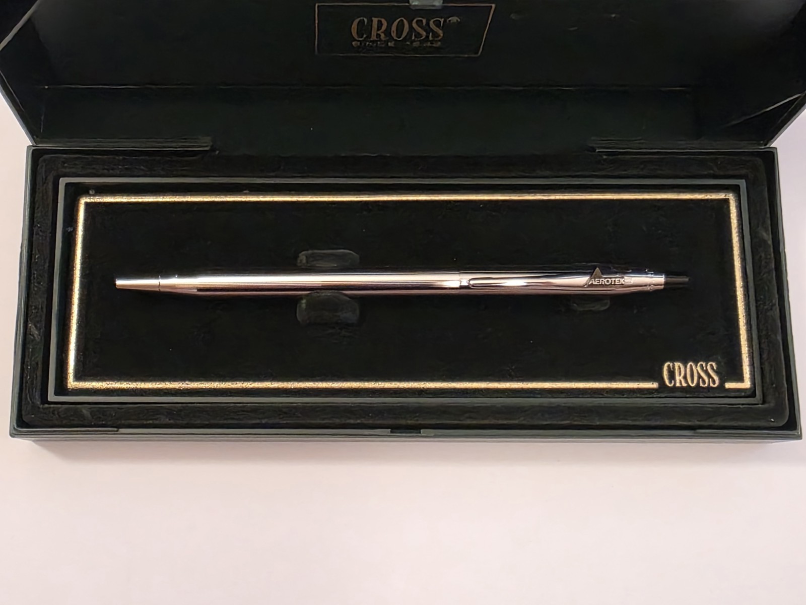 Vintage 1990s Cross Classic Century 3502 Chrome Ballpoint Pen Aerotek Box Vintage 1990s Cross Classic Century 3502 Chrome Ballpoint Pen Aerotek Box