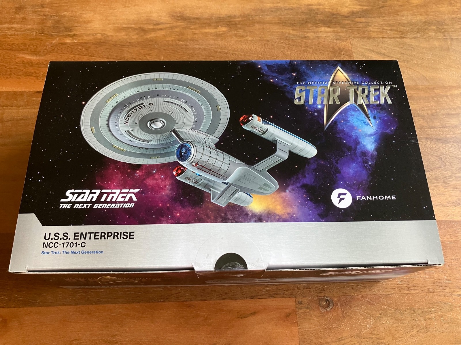 Fanhome (Like Eaglemoss) Star Trek TNG USS Enterprise 1701-C XL - New w/ Mag Fanhome (Like Eaglemoss) Star Trek TNG USS Enterprise 1701-C XL - New w/ Mag