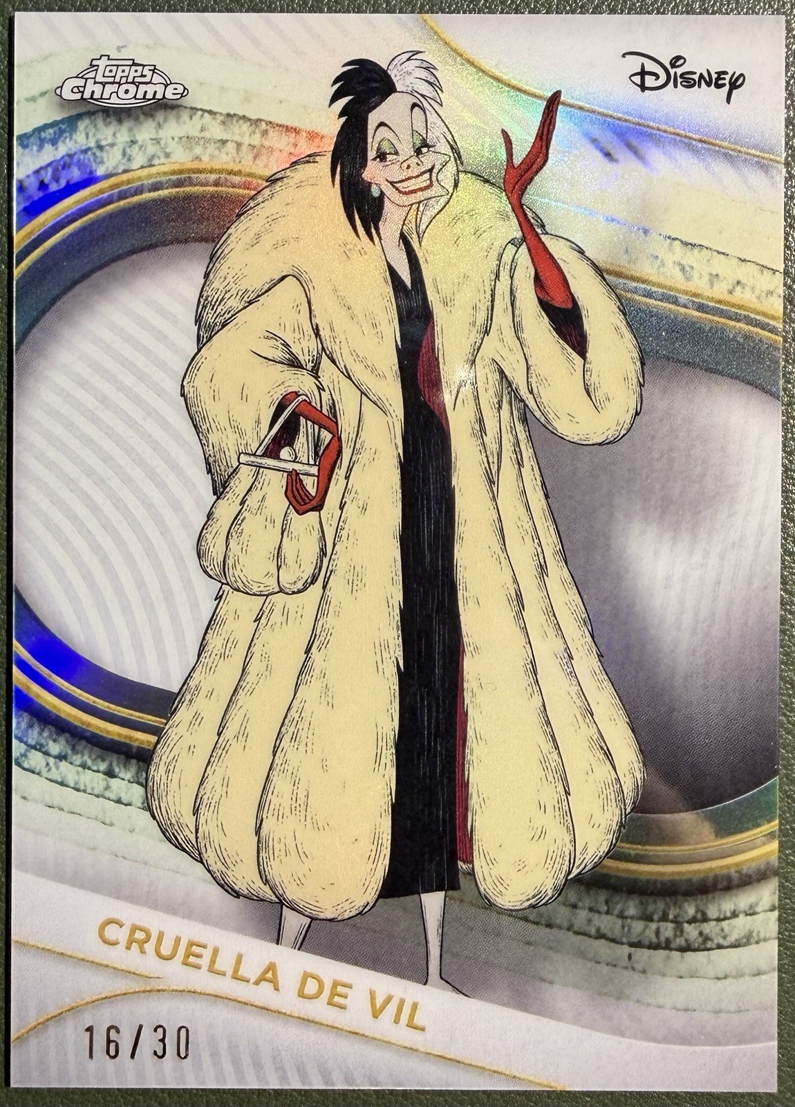 2025 Topps Chrome Disney Cruella de Vil #103 White Refractor #/30 2025 Topps Chrome Disney Cruella de Vil #103 White Refractor #/30