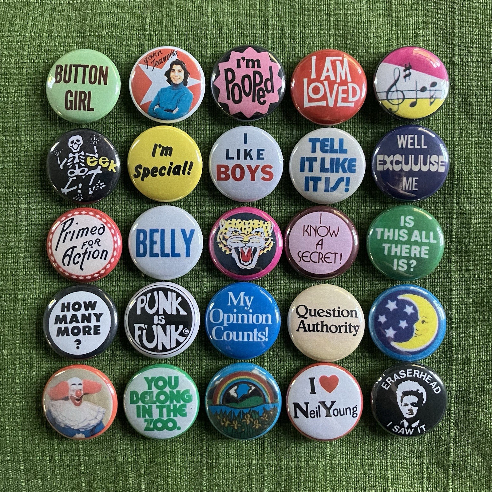 Set of 25 Vintage Style Lot Pinback Badge Buttons 1” Inch Indie 60s 70s 80s