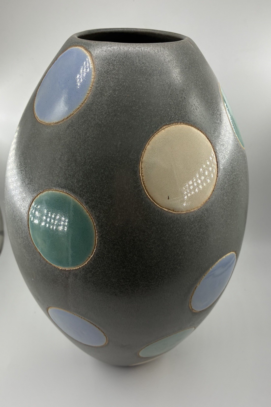 Large Heavy Signed Vintage Ceramic Vase *PLEASE read description and Photos Large Heavy Signed Vintage Ceramic Vase *PLEASE read description and Photos