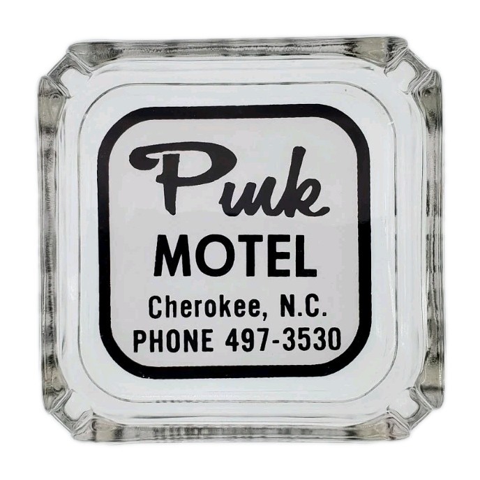 Vintage Ashtray / Pink Motel / "On the Cherokee Reservation" / Cherokee NC Vintage Ashtray / Pink Motel / "On the Cherokee Reservation" / Cherokee NC