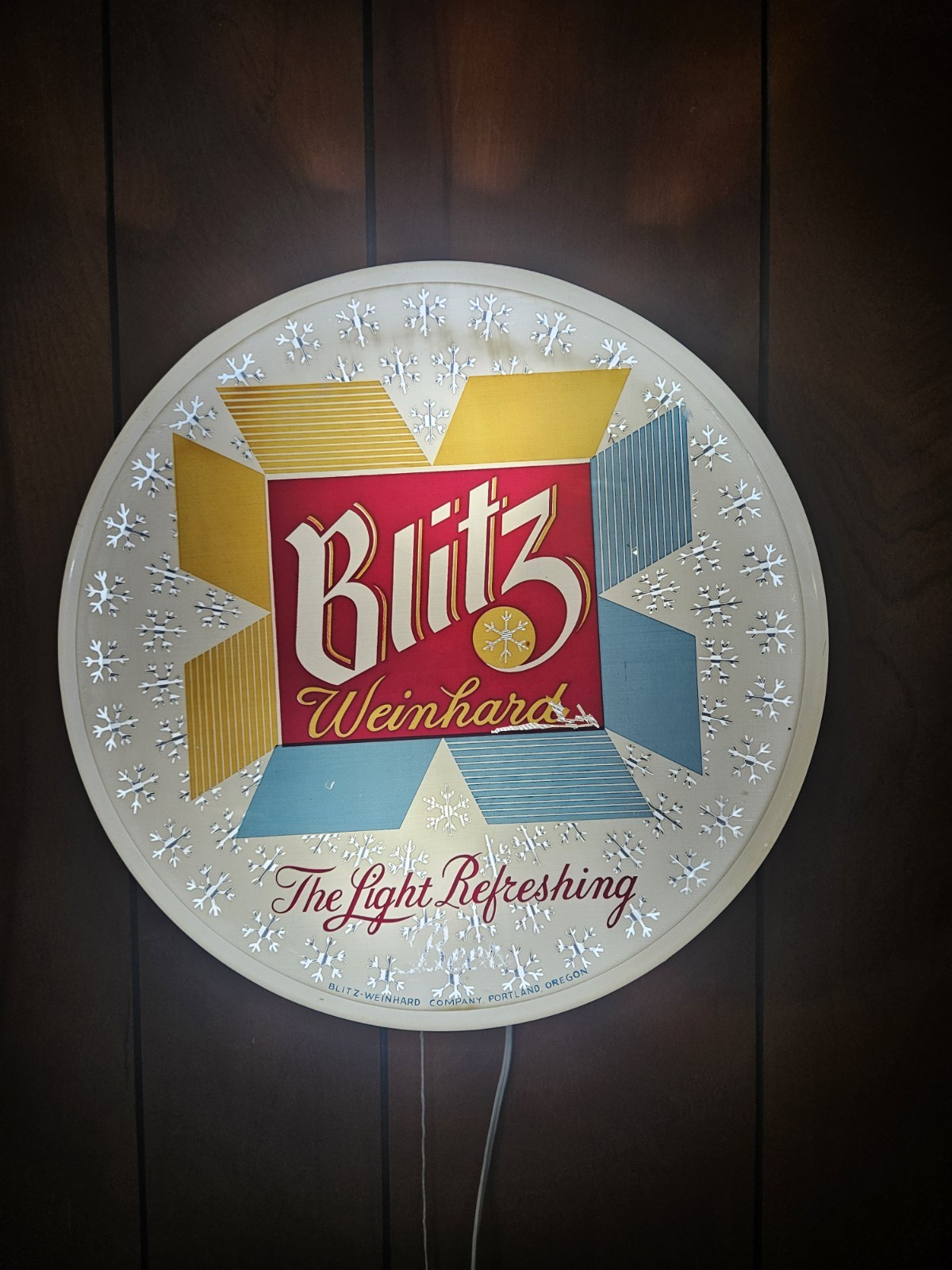 Vintage 50's Blitz Weinhard Beer Lighted Motion Sign Snowflake Works See Video Vintage 50's Blitz Weinhard Beer Lighted Motion Sign Snowflake Works See Video