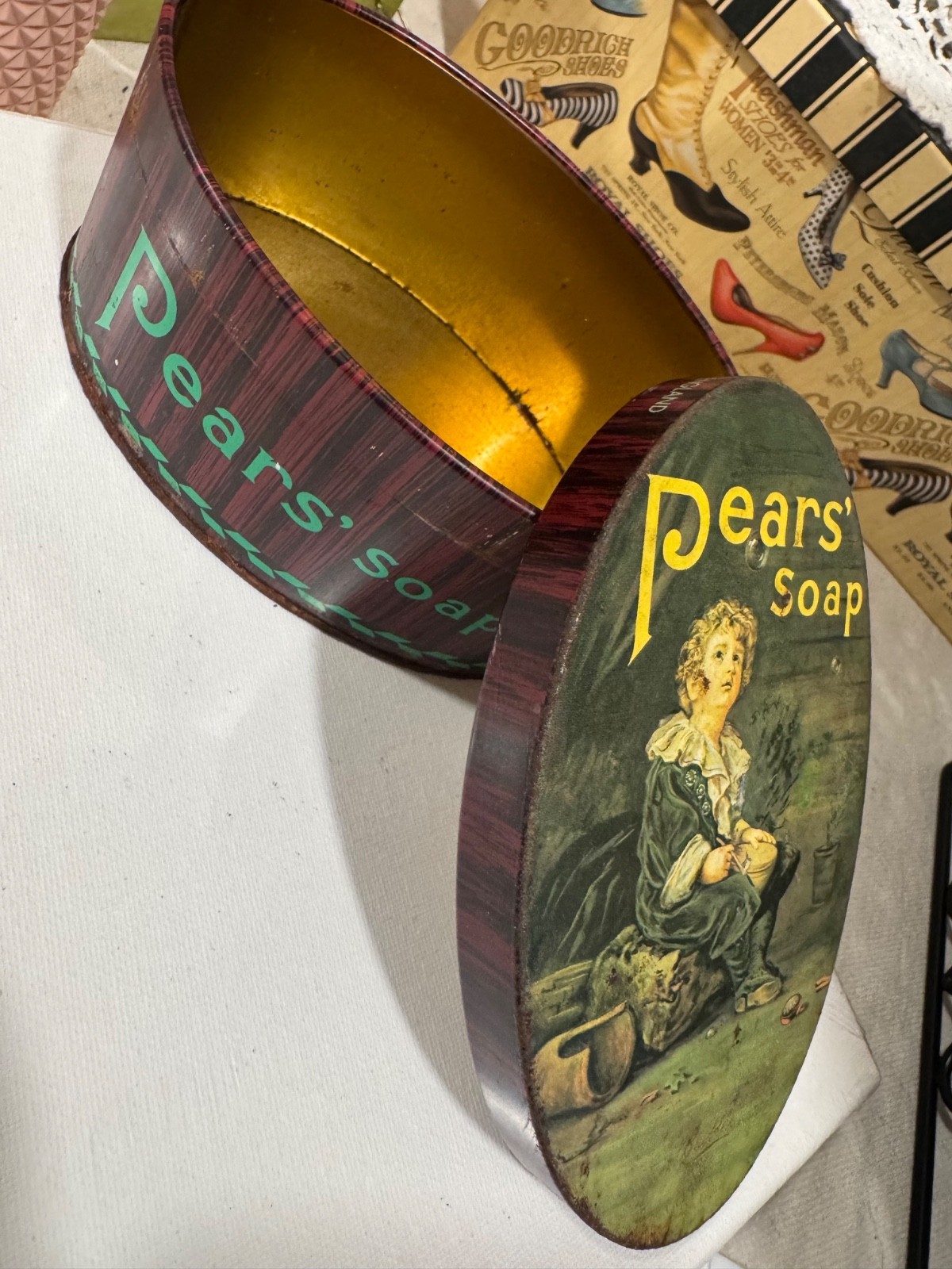 Vintage pears soap tin (free shipping) 