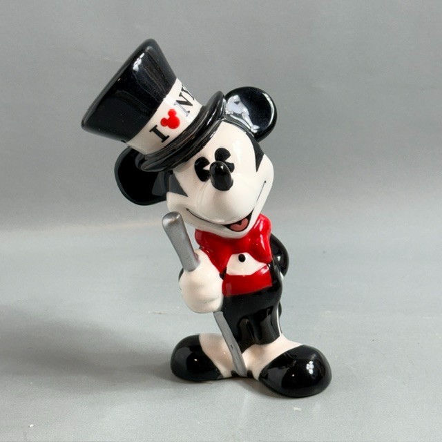 Vintage Walt Disney Mickey Mouse Figurine I Love New York Hat Cane Porcelain NY Vintage Walt Disney Mickey Mouse Figurine I Love New York Hat Cane Porcelain NY