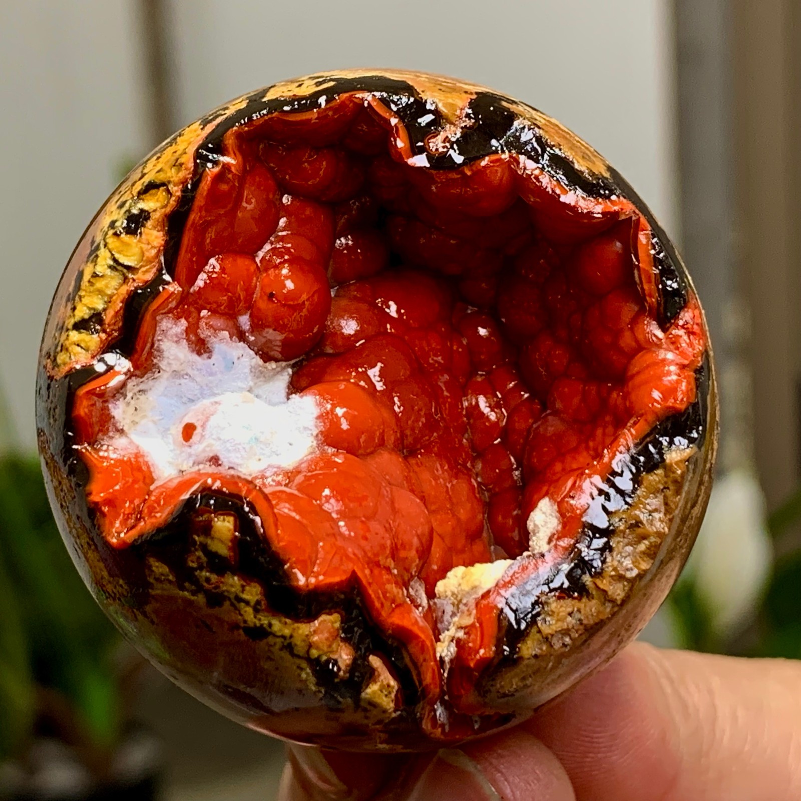 136G Natural Volcanic Red Agate QUARTZ Sphere Crystal Ball Healing 136G Natural Volcanic Red Agate QUARTZ Sphere Crystal Ball Healing