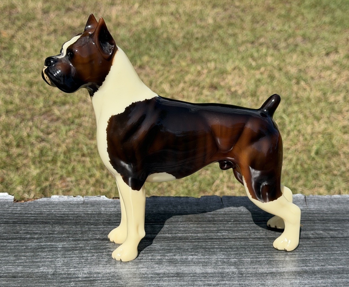 Breyer BreyerFest 2001 Duke Special Run Boxer Dog Breyer BreyerFest 2001 Duke Special Run Boxer Dog