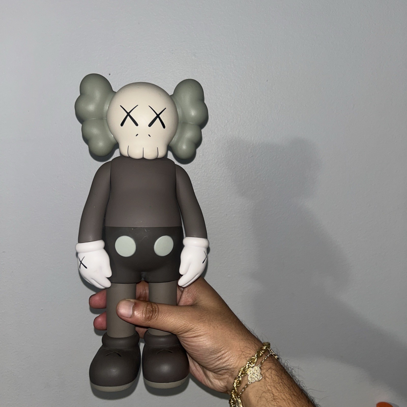 KAWS x Medicom Toy Corp 'Companion (Full-Body)' 2016 Doll Figure 11" Brown *NIB* KAWS x Medicom Toy Corp 'Companion (Full-Body)' 2016 Doll Figure 11" Brown *NIB*