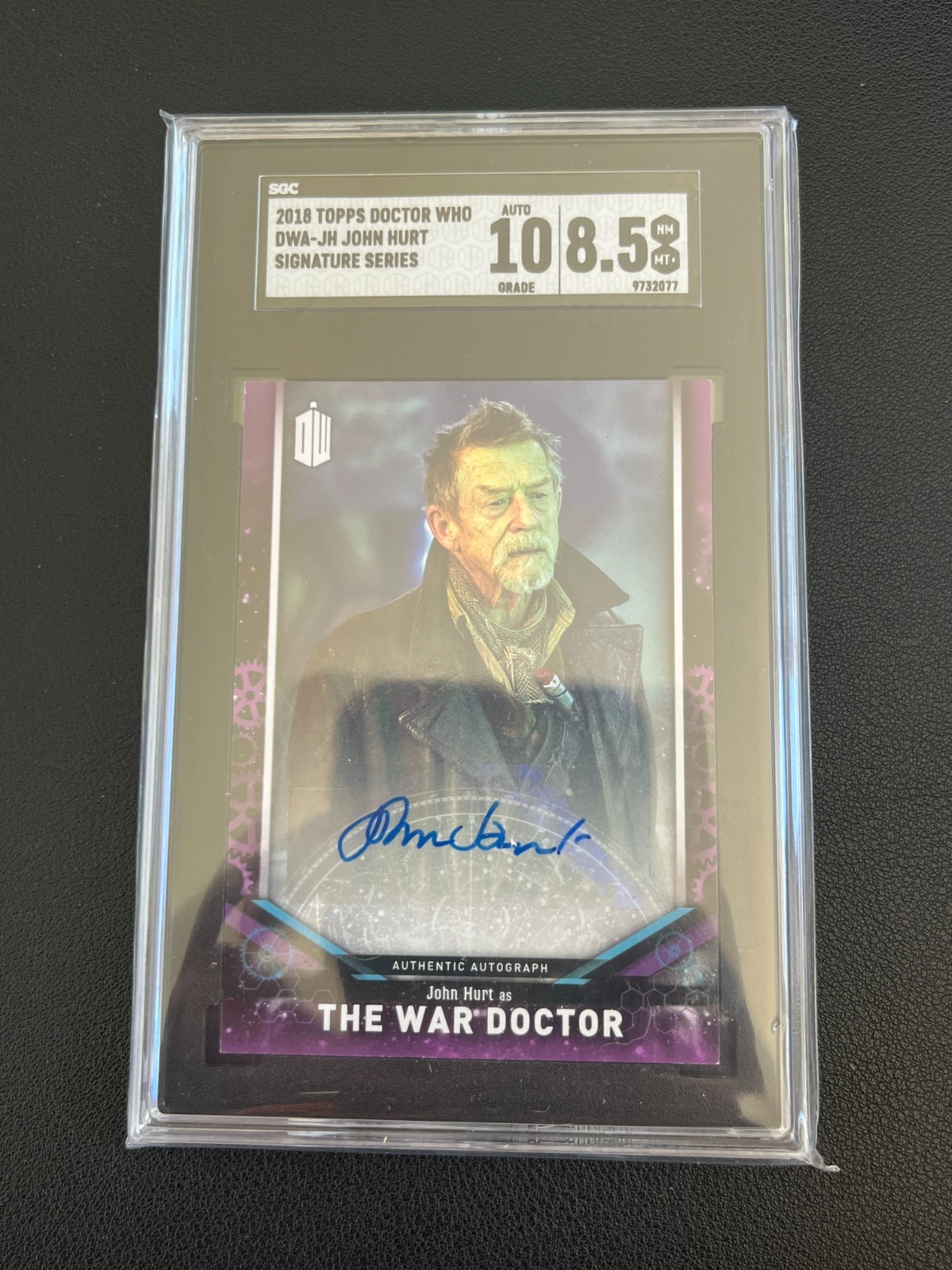 John Hurt 2018 Topps Doctor Who Signature Series Auto War Doctor SGC 8.5 