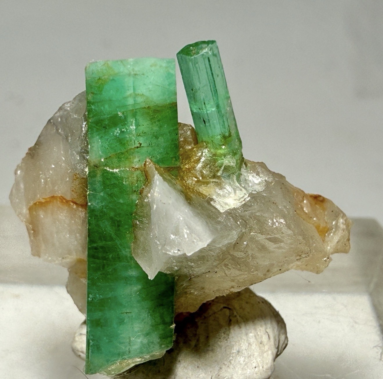 colombian emerald in calcite 4.2g double terminated crystal natural specimen colombian emerald in calcite 4.2g double terminated crystal natural specimen