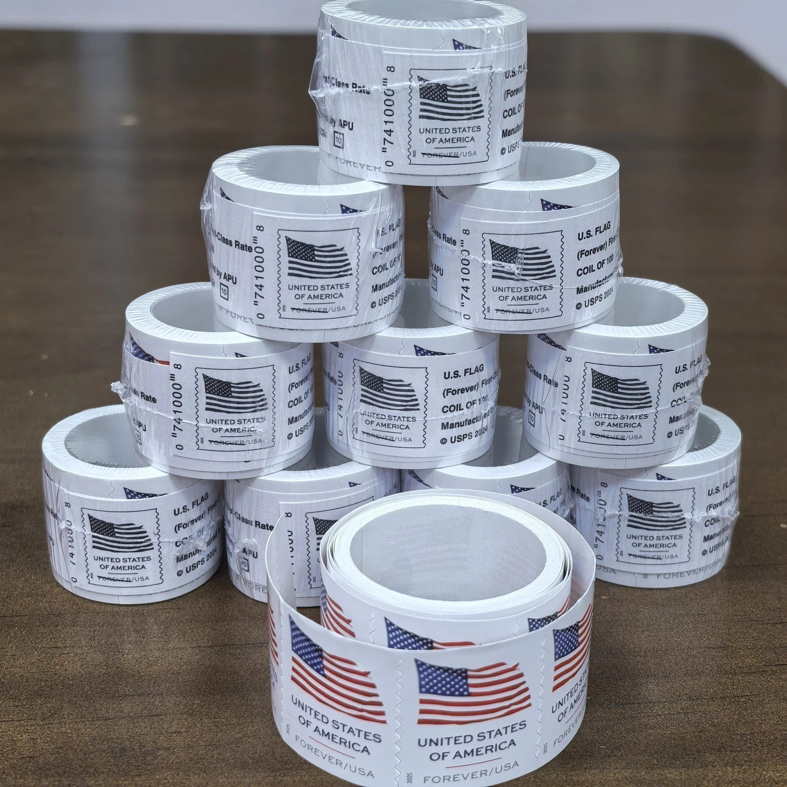 10 Roll 2025 U.S. Flag First Class US Postage Stamps 1000PCS US Stock 10 Roll 2025 U.S. Flag First Class US Postage Stamps 1000PCS US Stock