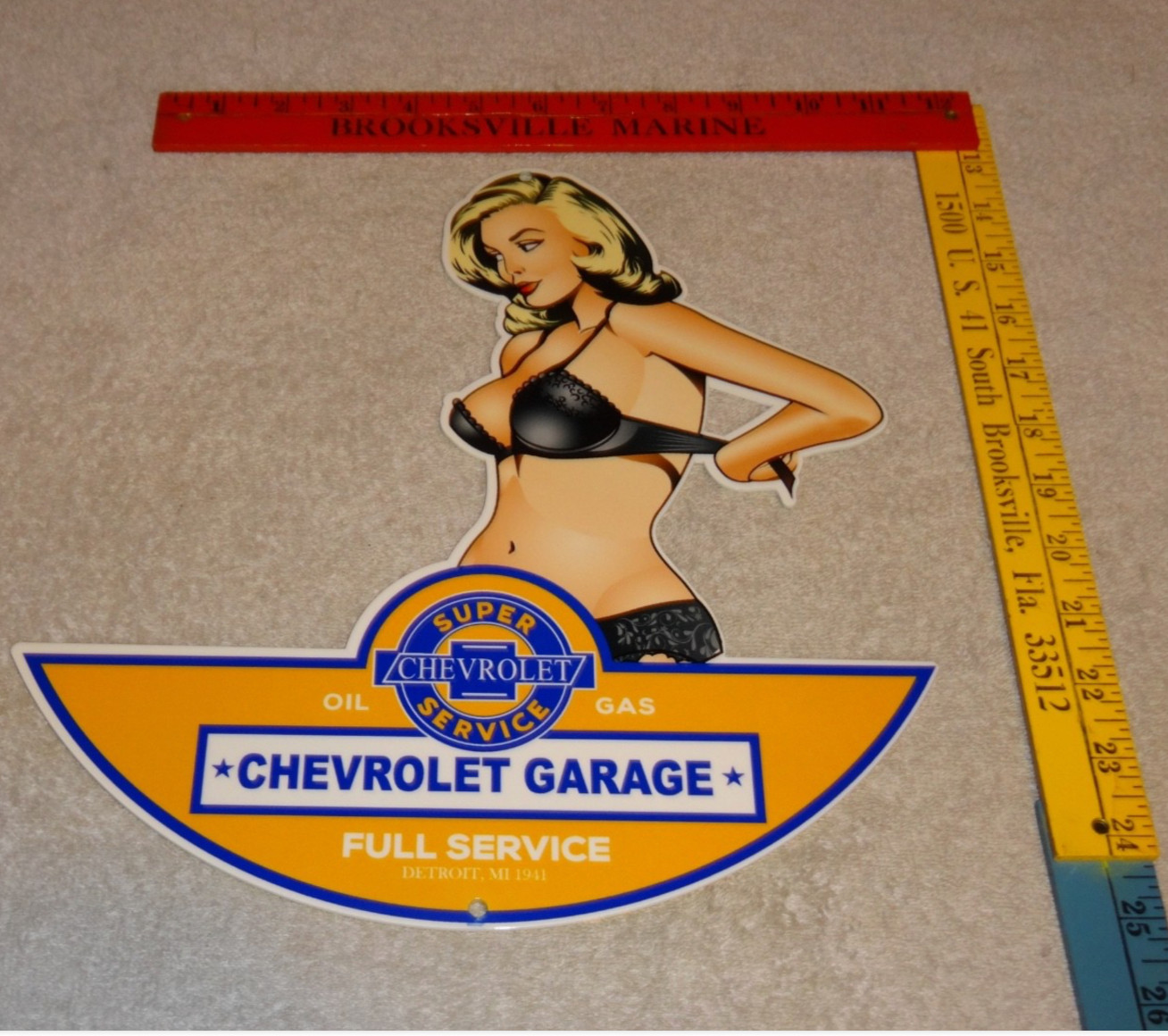 VINTAGE CHEVROLET SUPER FULL SERVICE GARAGE WOMAN 1' METAL CAR GASOLINE OIL SIGN VINTAGE CHEVROLET SUPER FULL SERVICE GARAGE WOMAN 1' METAL CAR GASOLINE OIL SIGN