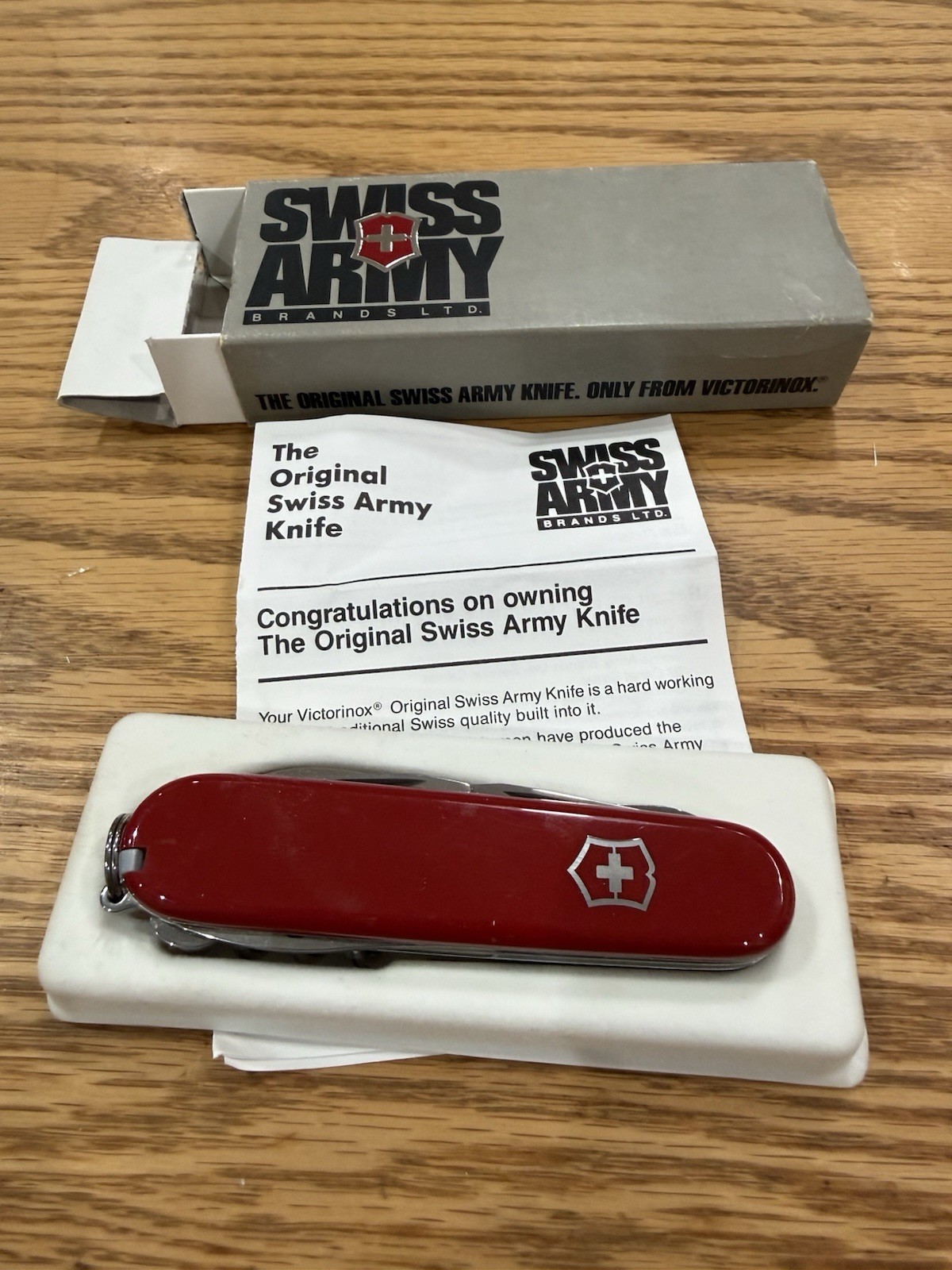 Vintage Victorinox Climber Swiss Army Knife 91mm Red - With Original Box & Paper Vintage Victorinox Climber Swiss Army Knife 91mm Red - With Original Box & Paper