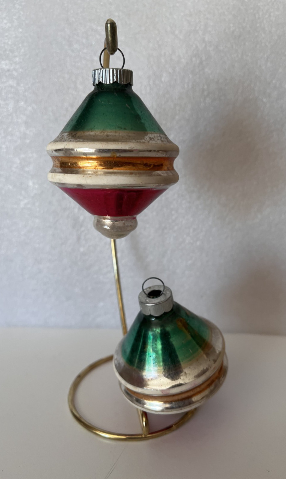 Lot of 2 Vintage SHINY BRITE Tornado or UFO Mercury Glass Christmas Ornaments 3" Lot of 2 Vintage SHINY BRITE Tornado or UFO Mercury Glass Christmas Ornaments 3"