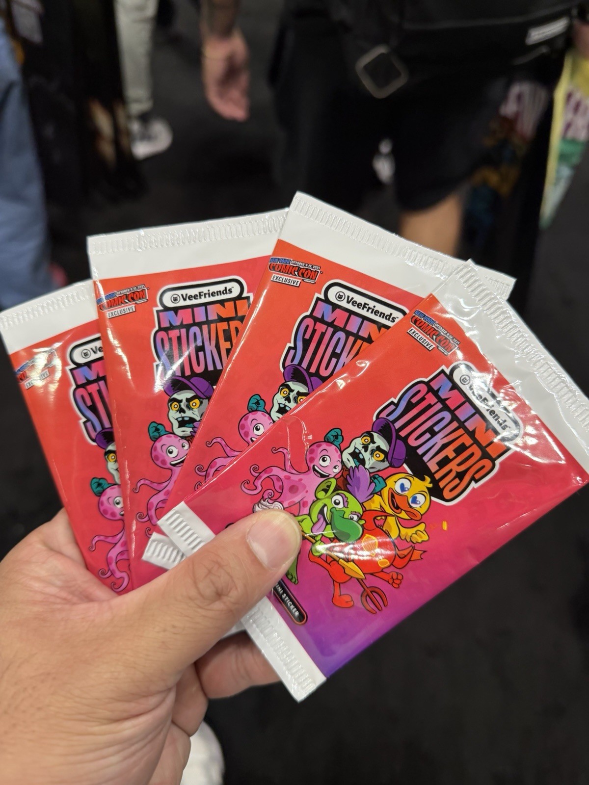 1x New VeeFriends NYCC 2025 Exclusive Mini Stickers Pack Vee New York Comic Con 1x New VeeFriends NYCC 2025 Exclusive Mini Stickers Pack Vee New York Comic Con