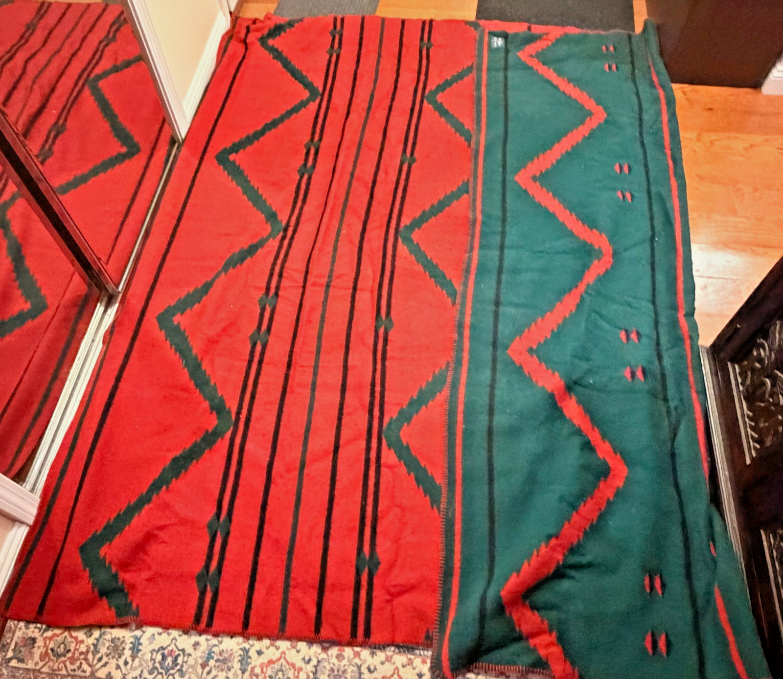 VINTAGE 90s Ralph Lauren Navajo Blanket Wool Switzerland 90 x102 Aztec King Size VINTAGE 90s Ralph Lauren Navajo Blanket Wool Switzerland 90 x102 Aztec King Size