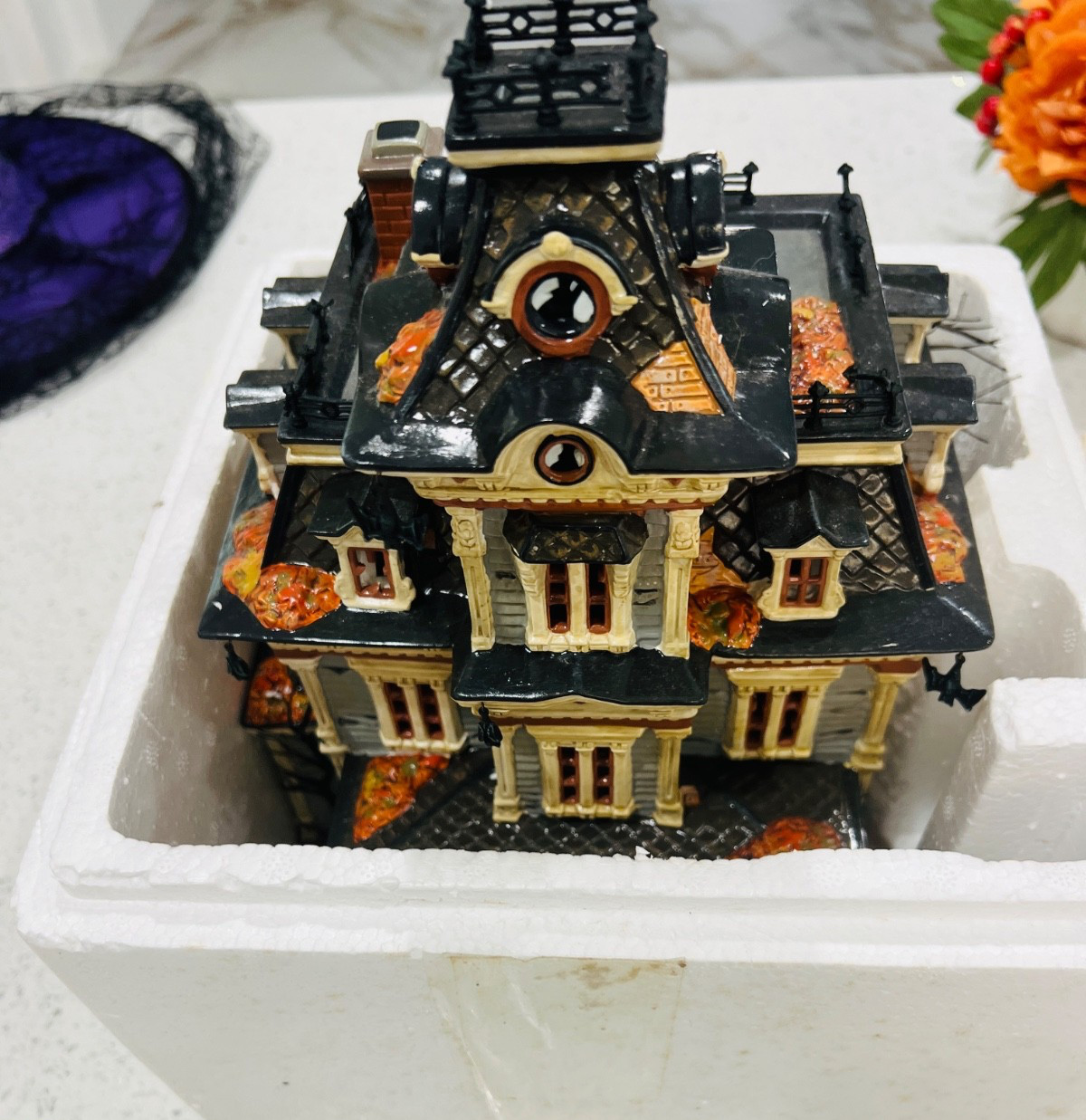 Department 56 Grimsly Manor Halloween Snow Village 56.55004, No Lights or Sound Department 56 Grimsly Manor Halloween Snow Village 56.55004, No Lights or Sound