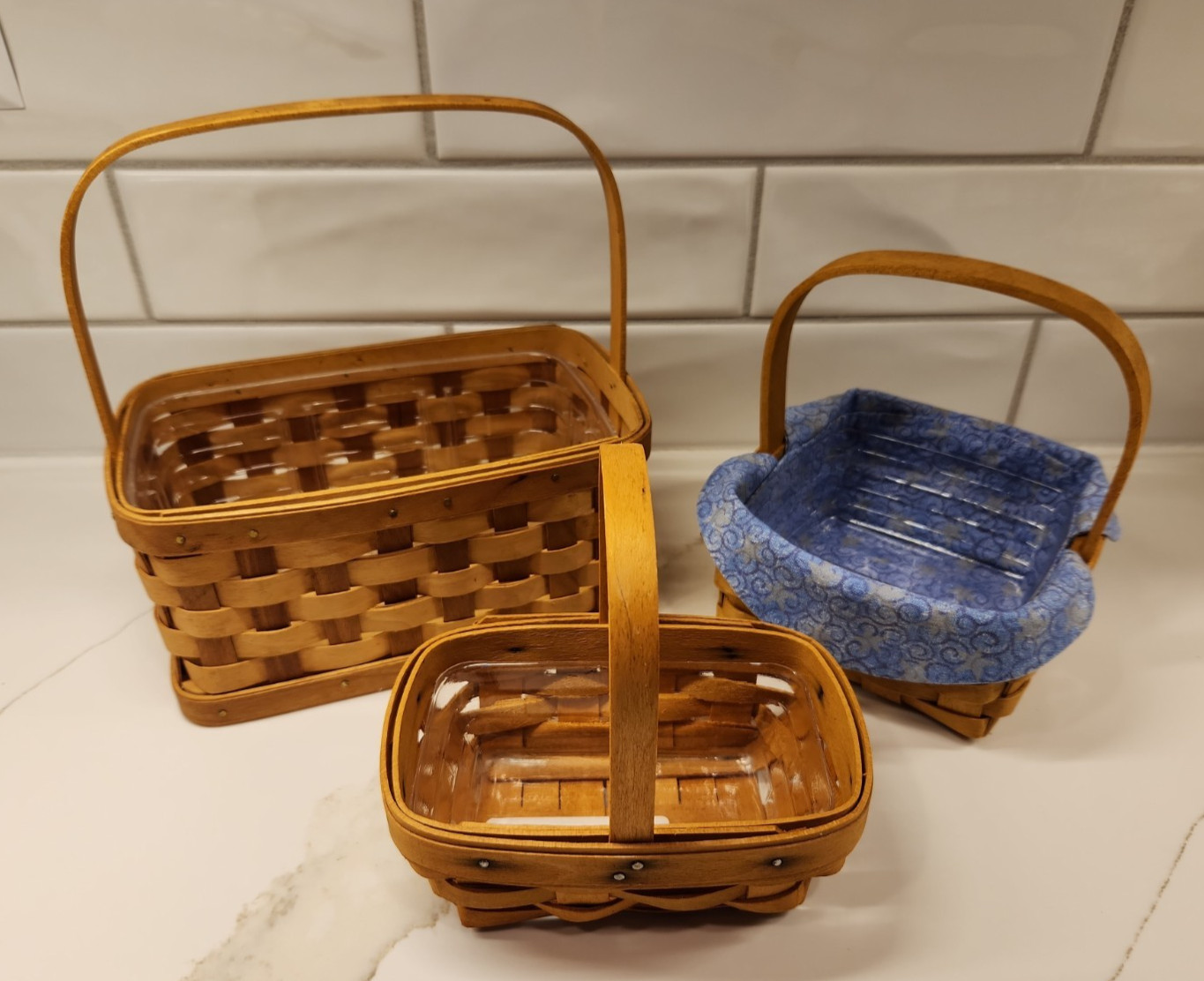 Lot of 3 Longaberger Small Baskets w/Protectors & 1 Liner 5x5x2 8x5x4 6x4x2 READ Lot of 3 Longaberger Small Baskets w/Protectors & 1 Liner 5x5x2 8x5x4 6x4x2 READ