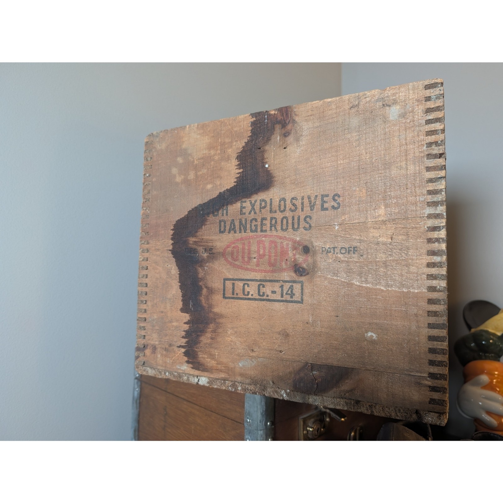 Antique 1930s 1940s DuPont Explosives Dynamite Wood Crate ICC-14 50 LB Antique 1930s 1940s DuPont Explosives Dynamite Wood Crate ICC-14 50 LB
