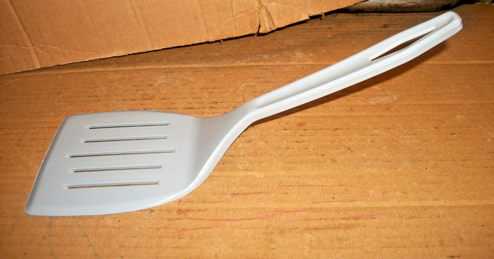 NEW Vintage Unbranded Short Slotted Spatula Wide Blade 10 7/8" Plastic/Nylon NEW Vintage Unbranded Short Slotted Spatula Wide Blade 10 7/8" Plastic/Nylon