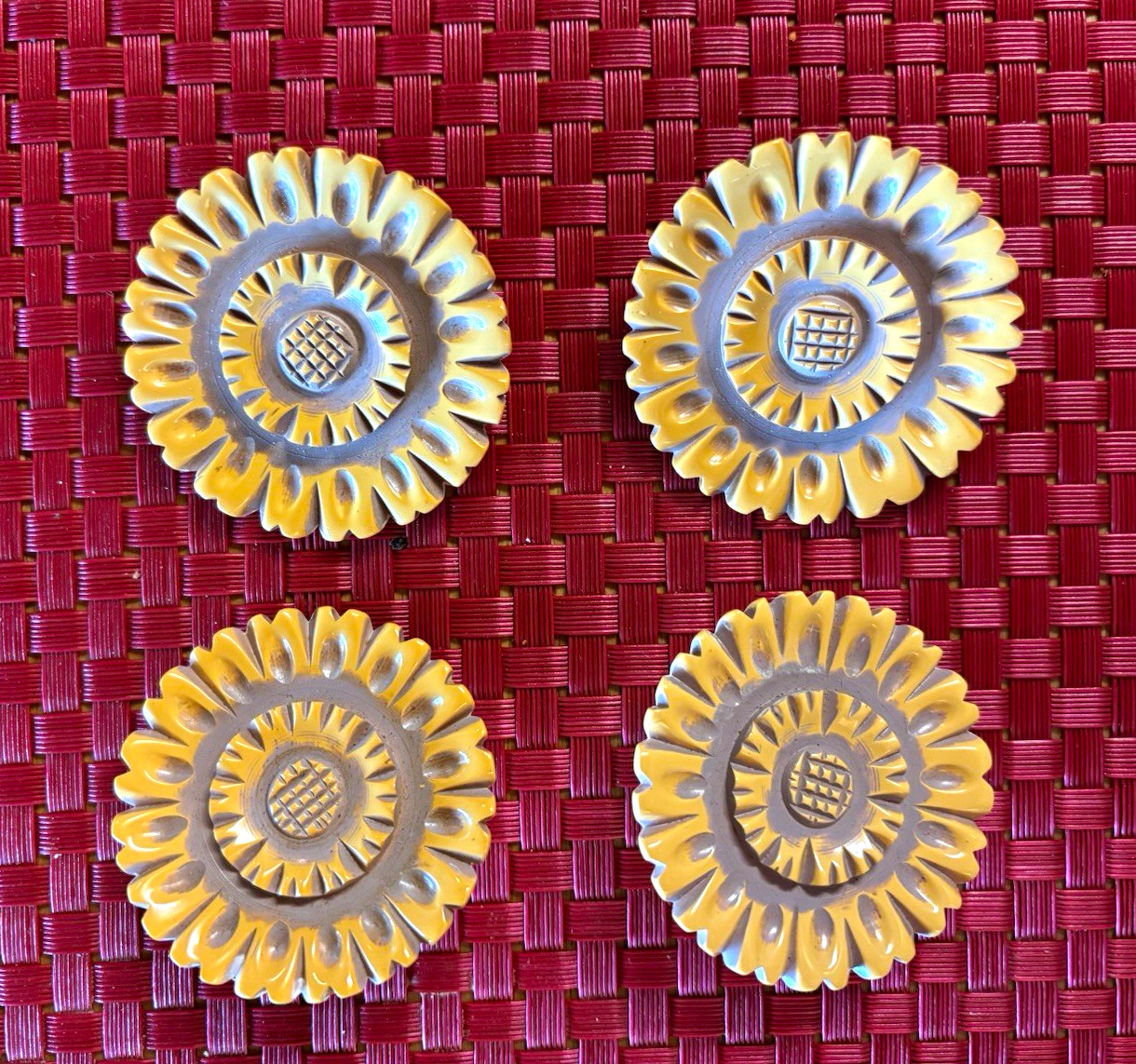 Vintage Bakelite Carved Sunflower Yellow Buttons lot of 4 RARE Vintage Bakelite Carved Sunflower Yellow Buttons lot of 4 RARE