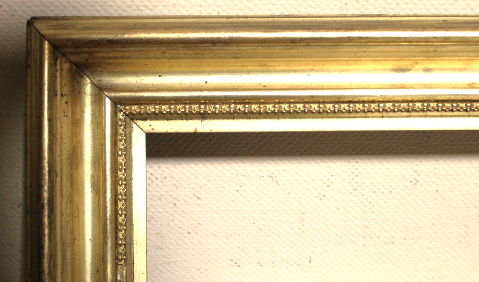 MINIATURE ANTIQUE FITS 4 X 9 VICTORIAN PICTURE FRAME LEMON GOLD GILT WOOD DEEP MINIATURE ANTIQUE FITS 4 X 9 VICTORIAN PICTURE FRAME LEMON GOLD GILT WOOD DEEP