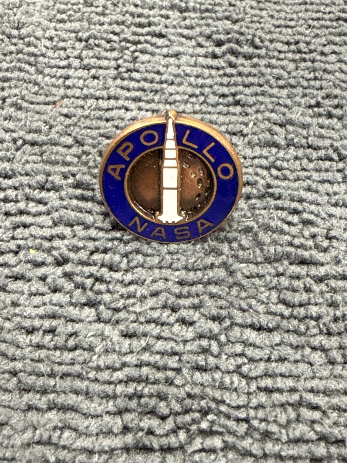 Vintage 1960s NASA Apollo Lapel Pin - Crest Craft Enamel Vintage 1960s NASA Apollo Lapel Pin - Crest Craft Enamel