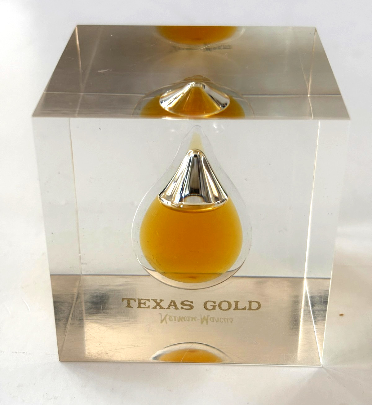 Neiman Marcus "Texas Gold" Oil Drop in Lucite Paperweight Cube Vintage 1960s