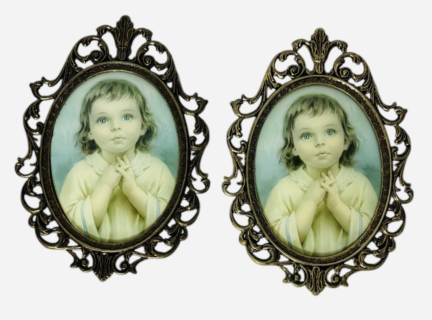 Vintage Oval Cast Metal Picture Frame Girl Oval Curved Dome Glass Set Of 2 Vintage Oval Cast Metal Picture Frame Girl Oval Curved Dome Glass Set Of 2