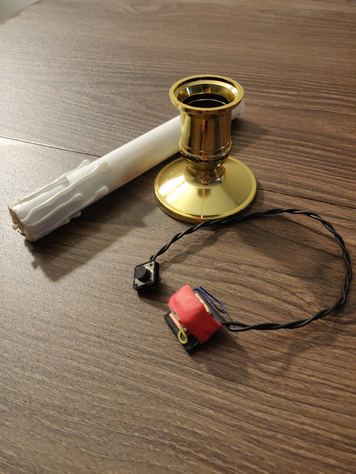 Remote Control candle magic by Hatiro Remote Control candle magic by Hatiro