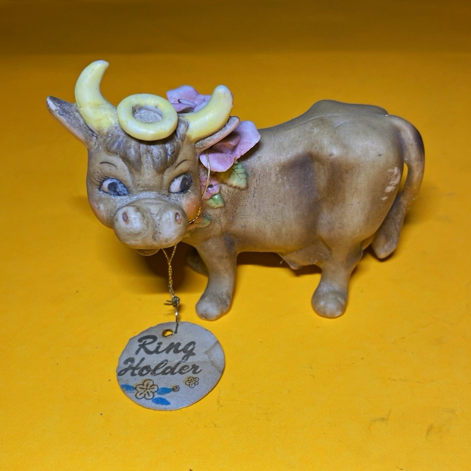 Vintage Highland Ceramic Cow with Flowers | Ring Holder Figurine | Cute Face Vintage Highland Ceramic Cow with Flowers | Ring Holder Figurine | Cute Face