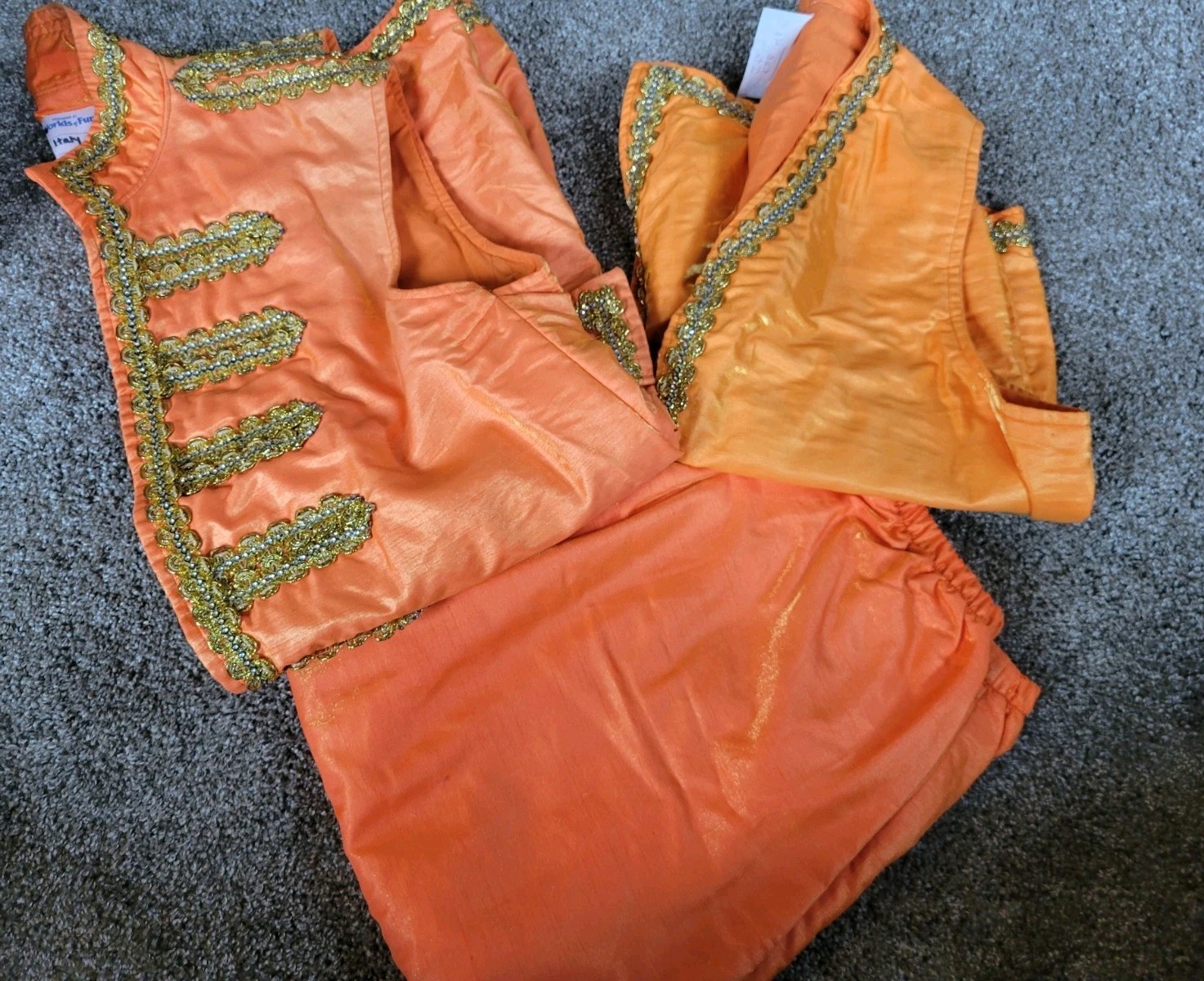 VERY RARE KINGS ISLAND Grand Carnivale Costume WORLDS OF FUN VERY RARE KINGS ISLAND Grand Carnivale Costume WORLDS OF FUN