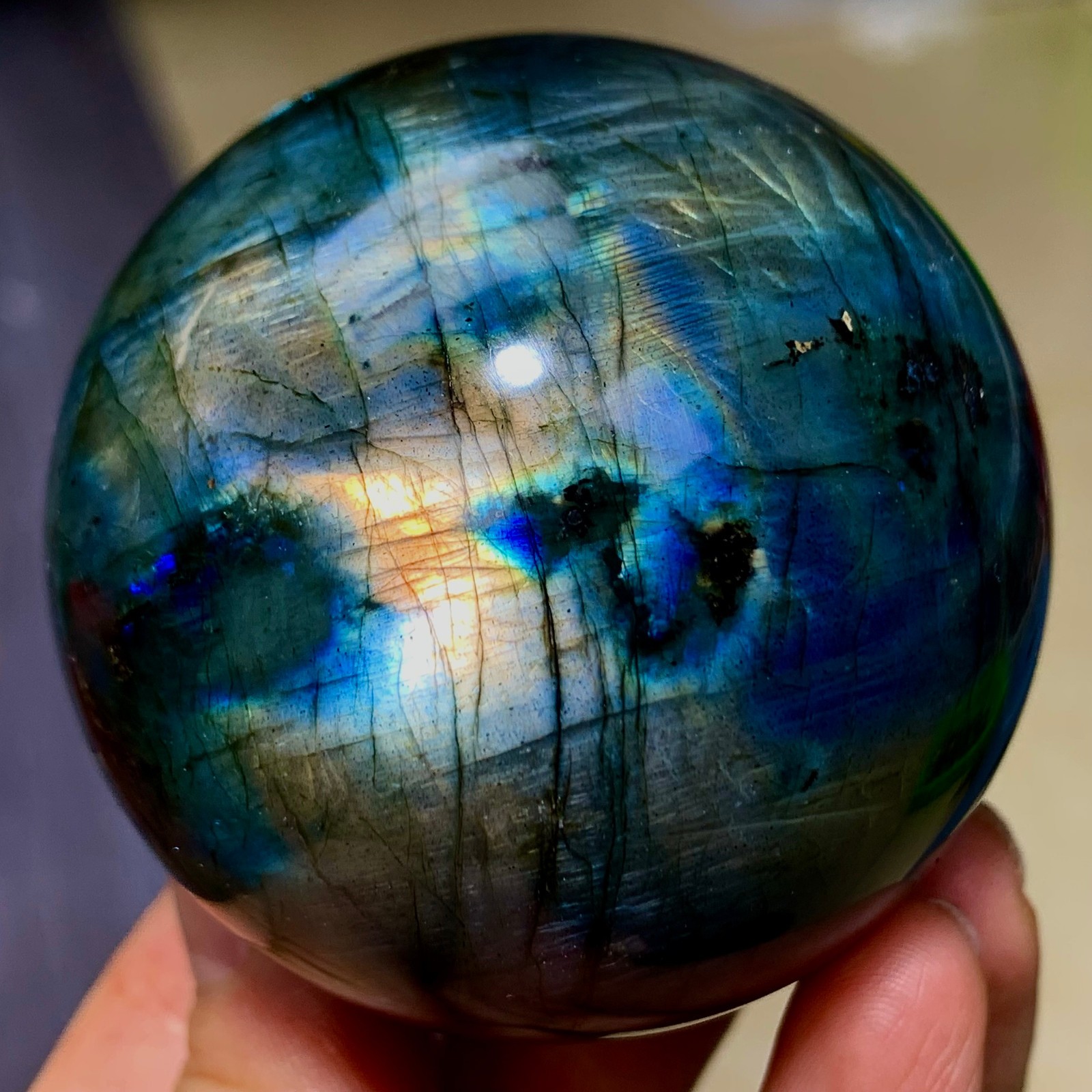 259G Natural Gorgeous Labradorite Quartz sphere crystal ball specimen healing