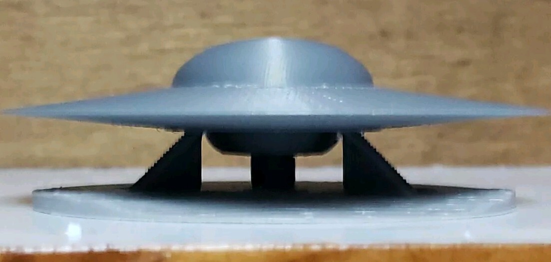 C-57D UFO/Flying Saucer (from Forbidden Planet) - Silver - Small Landed C-57D UFO/Flying Saucer (from Forbidden Planet) - Silver - Small Landed