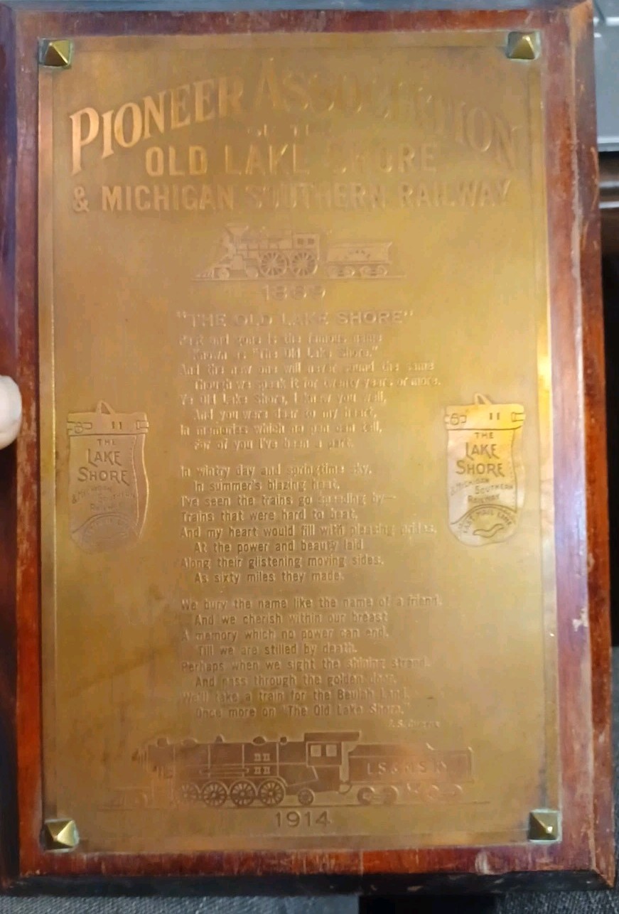 1914 Plaque Old Lake Shore & Michigan Southern Railway Brass on Wood JRR32 1914 Plaque Old Lake Shore & Michigan Southern Railway Brass on Wood JRR32
