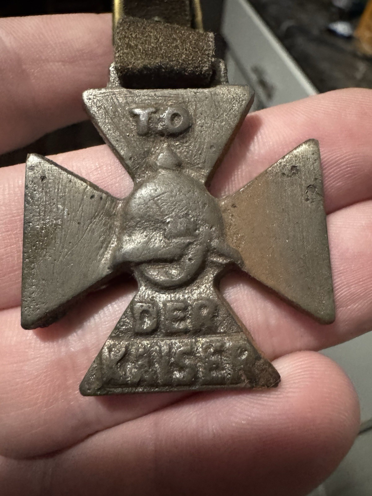 WWI British Propaganda To Der Kaiser Mock Iron Cross Medal Spoke Novelty WW1