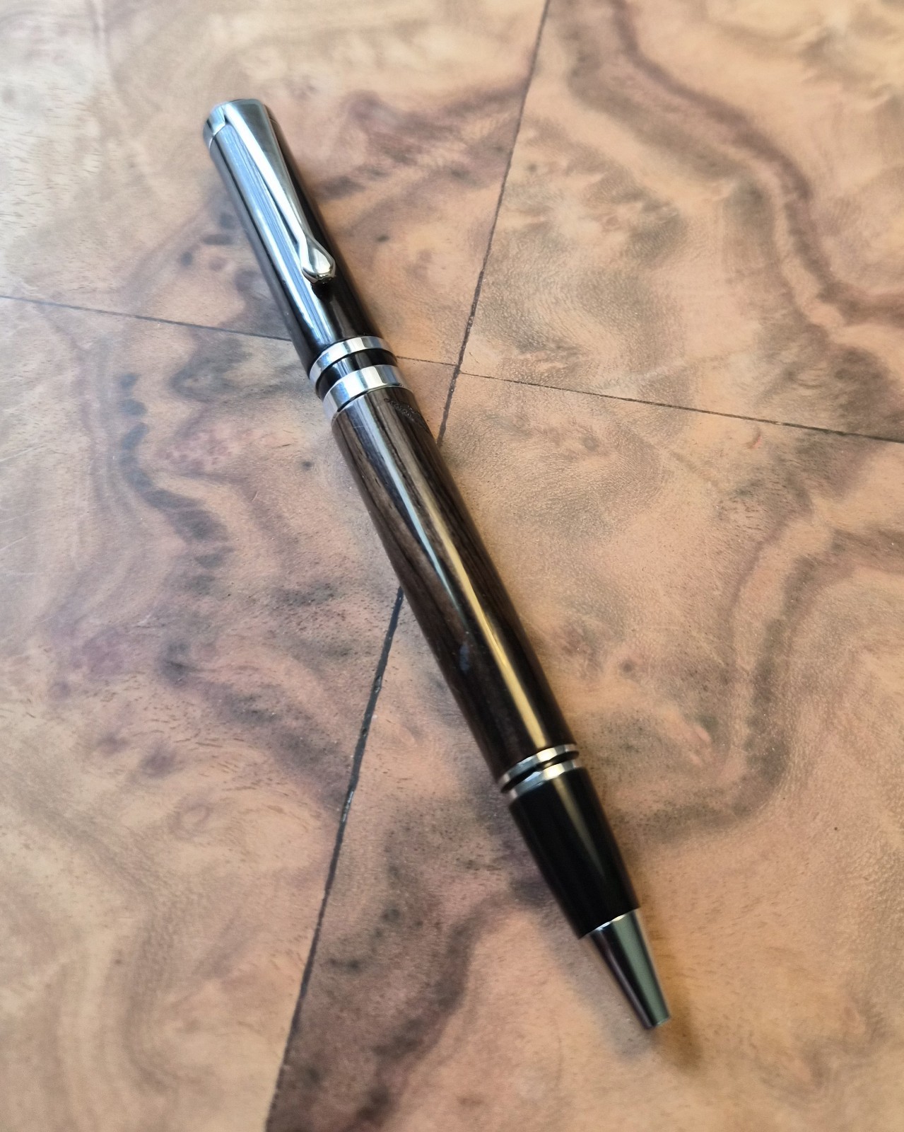 Classic Twist Pen - Gaboon Ebony