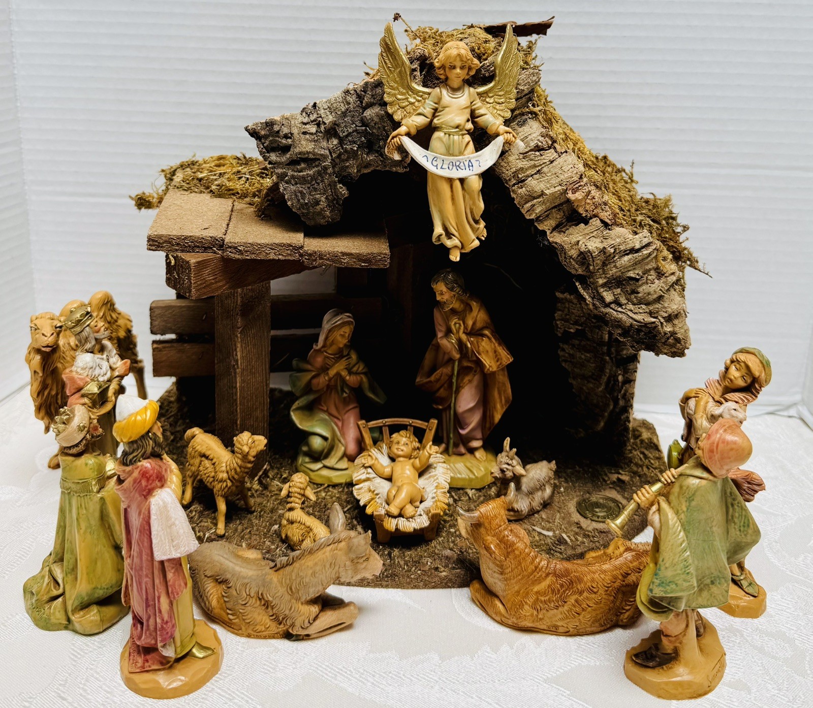 Fontanini Heirloom Nativity 17 pieces Set, Stable Vintage 1983-1990 Simonetti