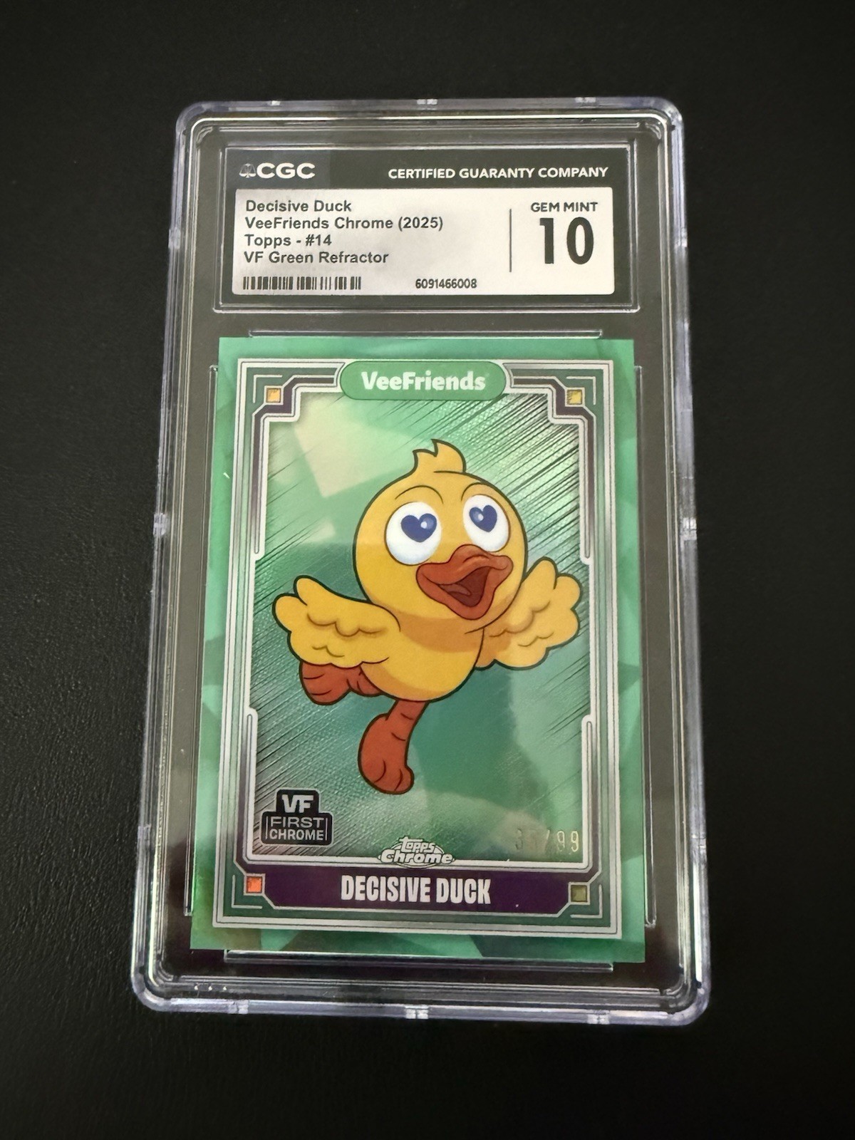 VeeFriends 2025 Topps Chrome Decisive Duck Green Refractor 35/99 CGC 10 VeeFriends 2025 Topps Chrome Decisive Duck Green Refractor 35/99 CGC 10