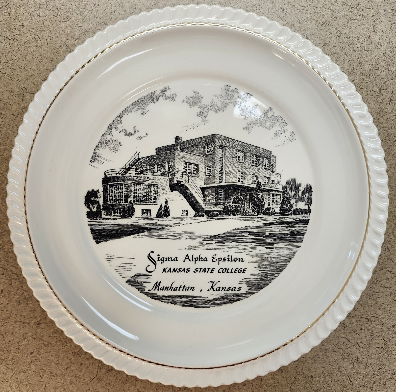 Vintage 1956 Sigma Alpha Epsilon SAE Kansas State College Balfour 10" Plate Vintage 1956 Sigma Alpha Epsilon SAE Kansas State College Balfour 10" Plate