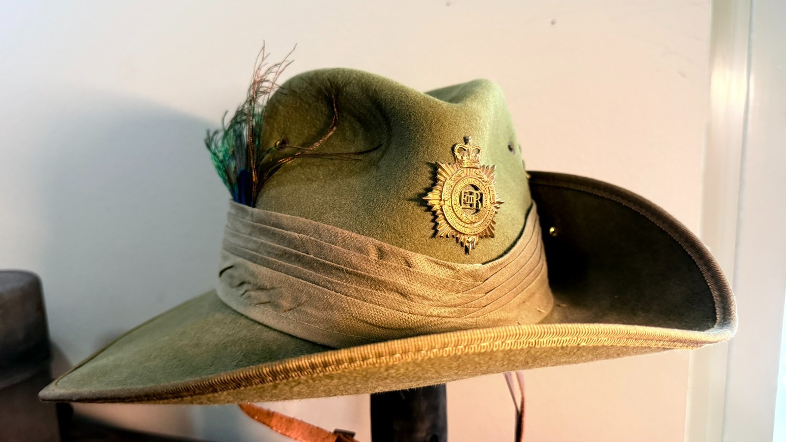 Vintage Mountcastle Australian Slouch Hat - Pure Fur Felt - Duww2 Australian Vintage Mountcastle Australian Slouch Hat - Pure Fur Felt - Duww2 Australian
