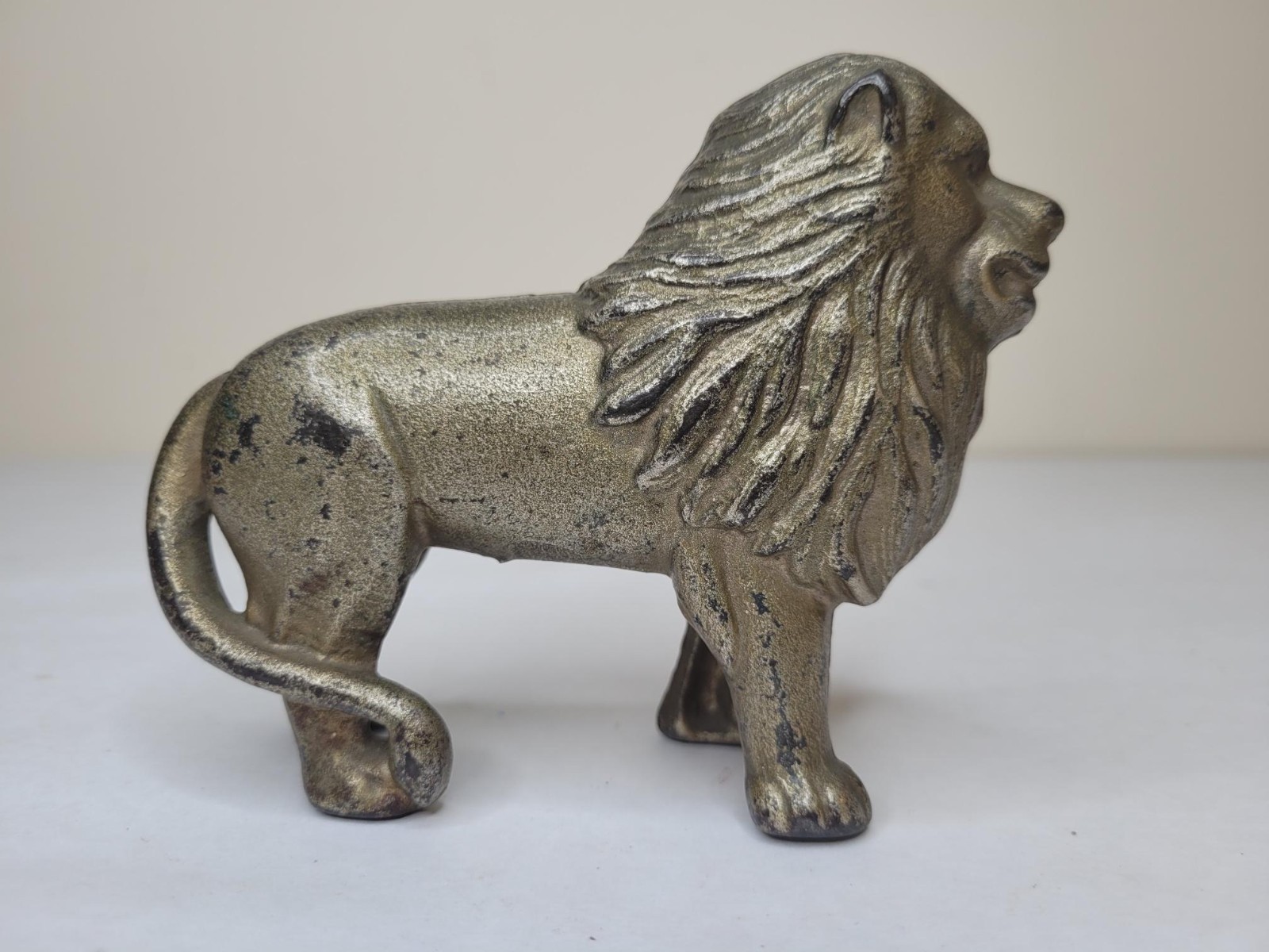 VINTAGE CAST IRON LION FIGURINE STATUE SILVER TONE HUBLEY AC WILLIAMS KENTON VINTAGE CAST IRON LION FIGURINE STATUE SILVER TONE HUBLEY AC WILLIAMS KENTON