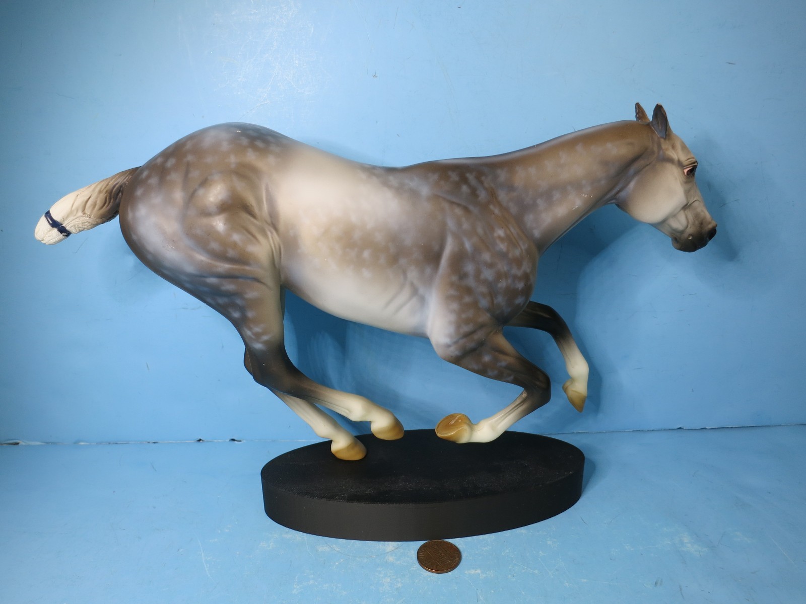 BREYER TRADITIONAL-Santiago Dapple Gray Polo Pony-2015 Ltd Ed-REPLACEMENT STAND BREYER TRADITIONAL-Santiago Dapple Gray Polo Pony-2015 Ltd Ed-REPLACEMENT STAND
