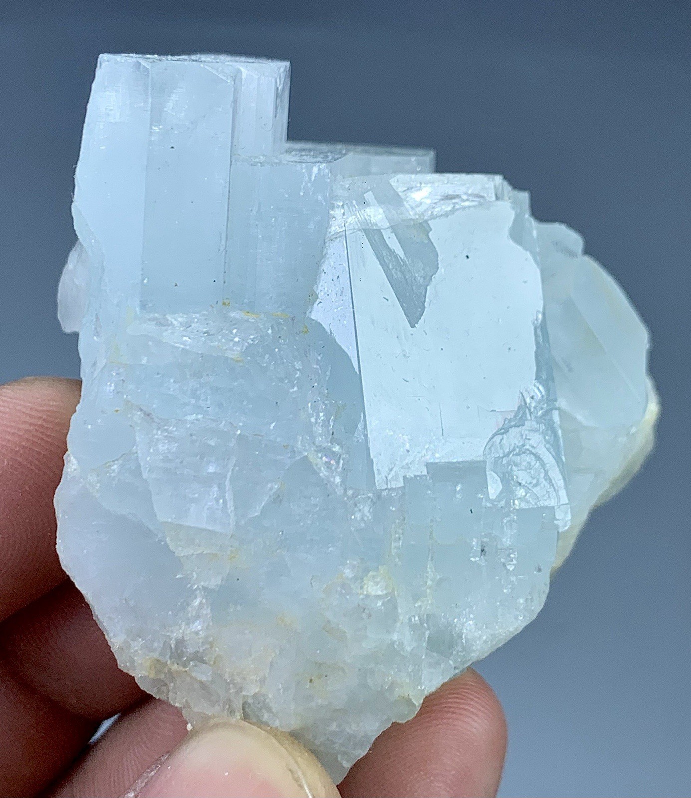 90 Gram Natural Aquamarine Crystal Specimen from Pakistan. 90 Gram Natural Aquamarine Crystal Specimen from Pakistan.