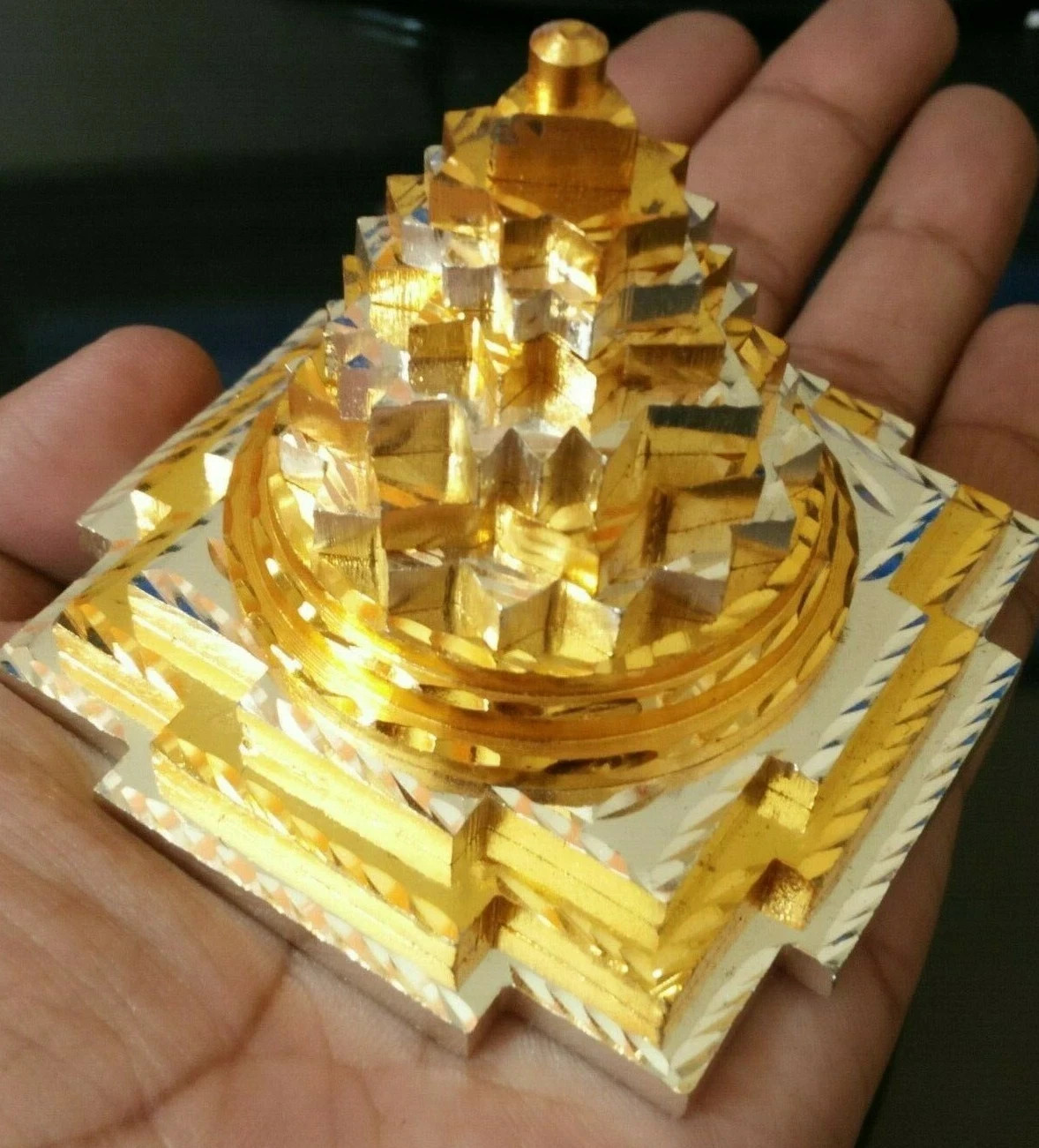 MERU SHRI SHREE YANTRA FOR VASTU CORRECTION & PROSPERITY BIG SIZE ENERGIZED MERU SHRI SHREE YANTRA FOR VASTU CORRECTION & PROSPERITY BIG SIZE ENERGIZED