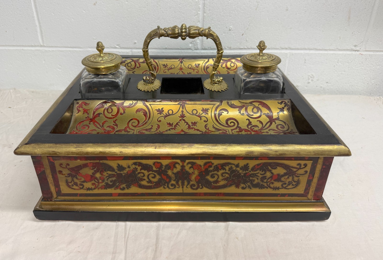 HUGE antique 1800's French Boulle gilt bronze wood marquetry dual inkwell stand HUGE antique 1800's French Boulle gilt bronze wood marquetry dual inkwell stand